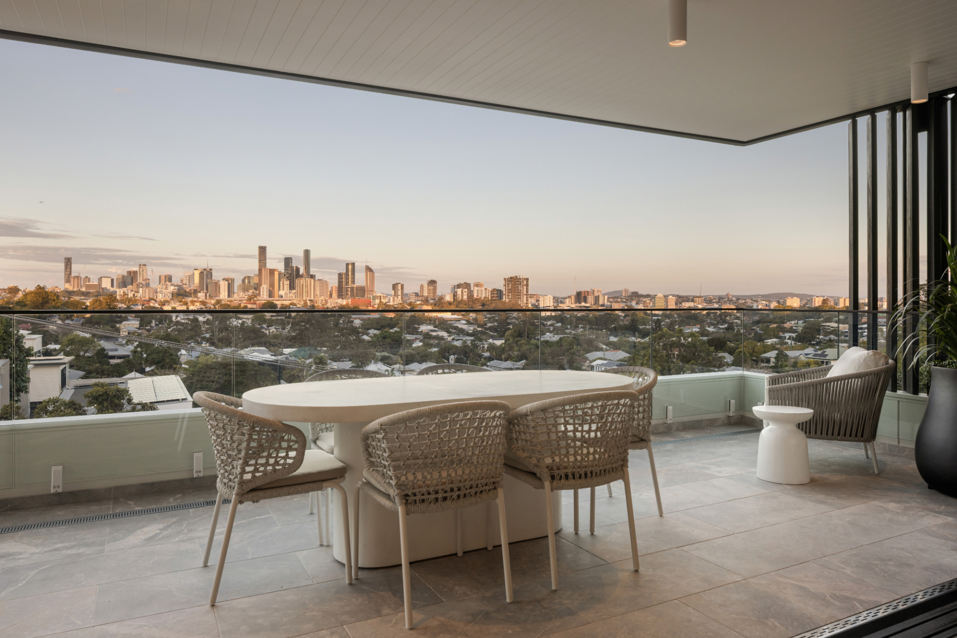 42 Wilden Street photo 1