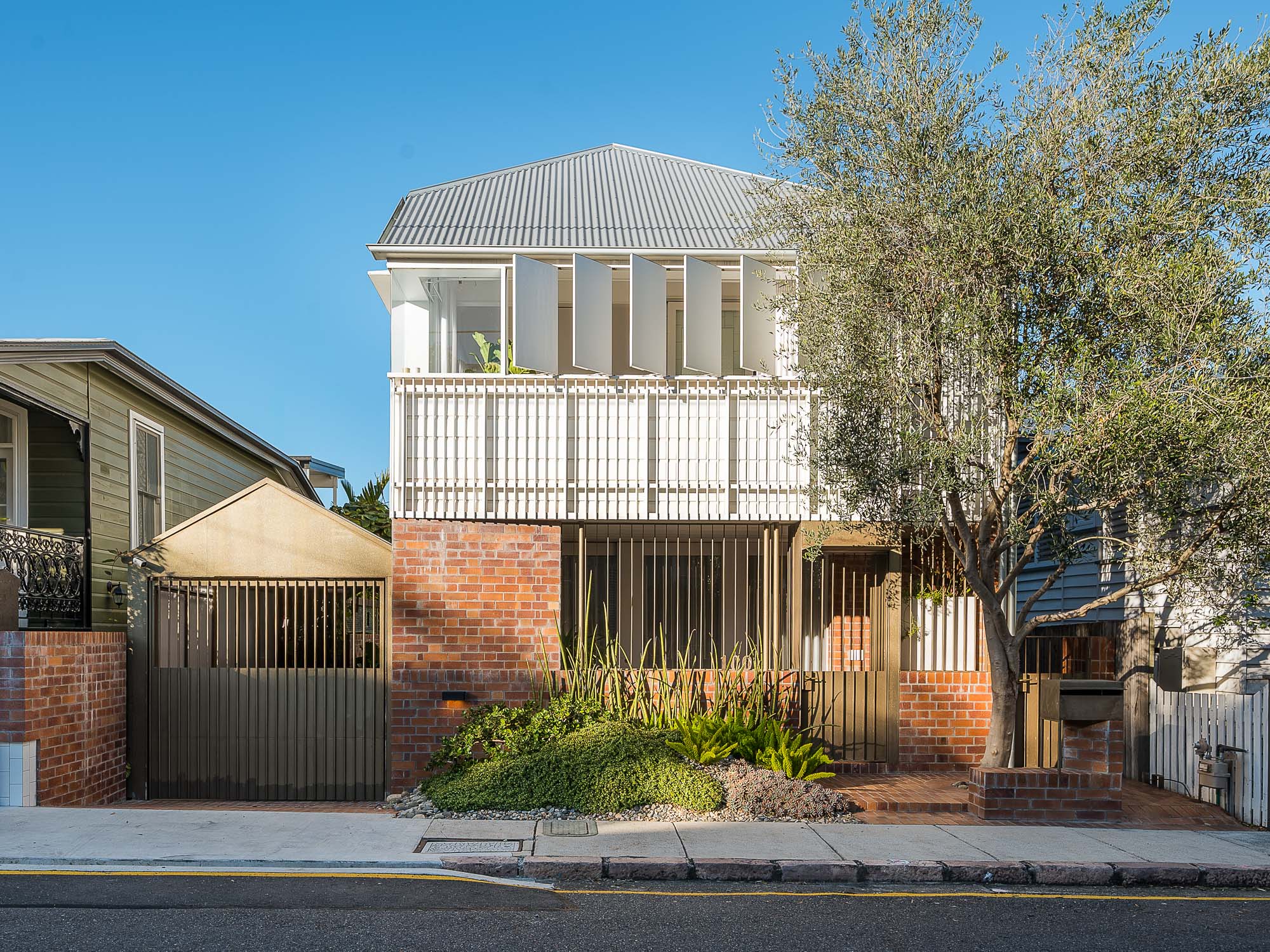 100 Princess Street