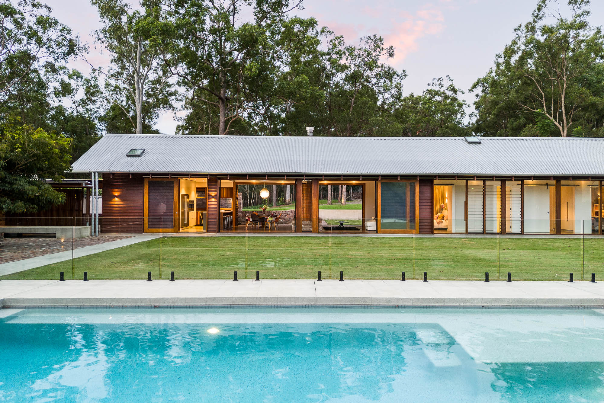 6 Parragilga Close