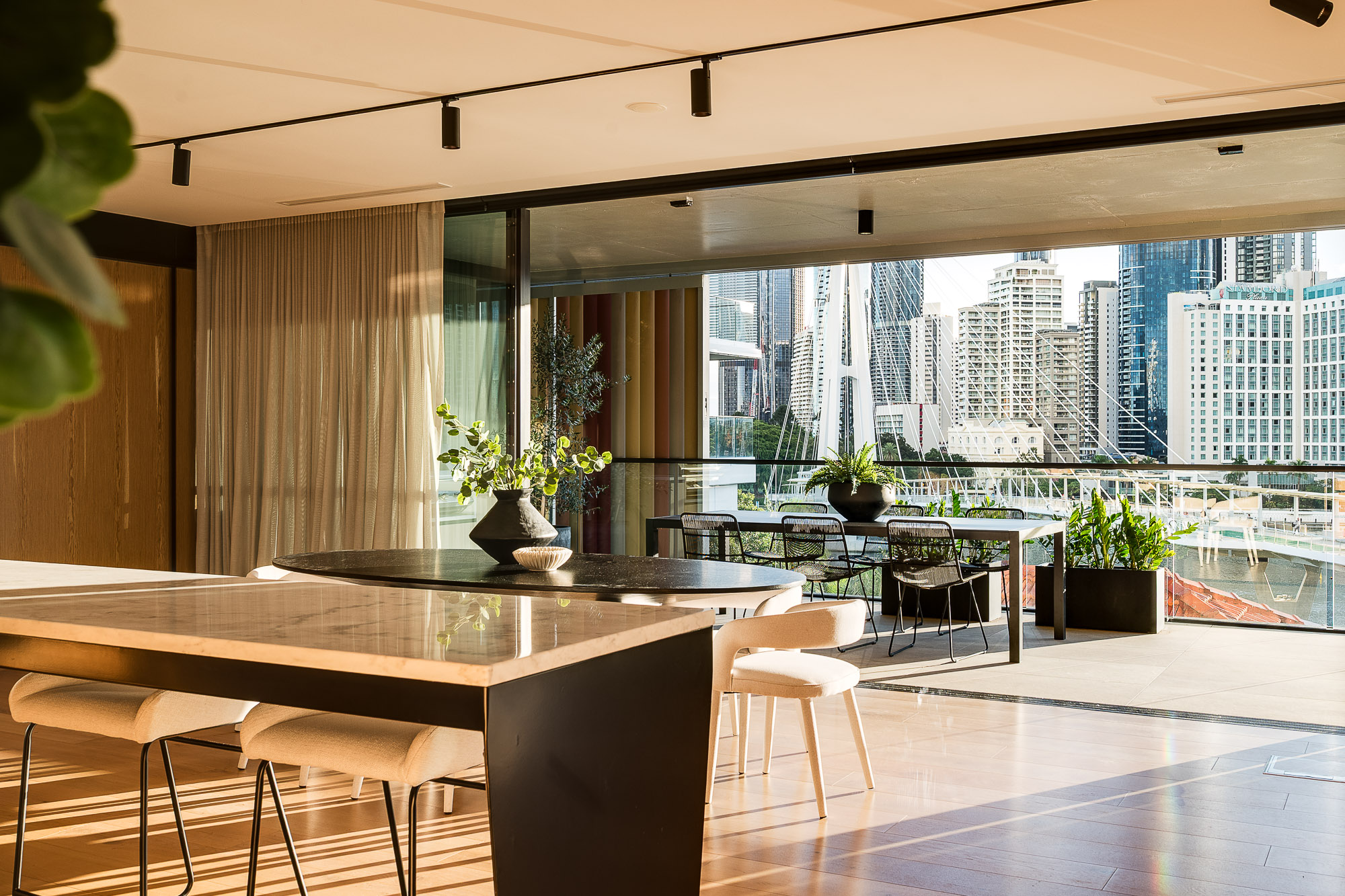 1/2 Scott Street, Kangaroo Point photo 5